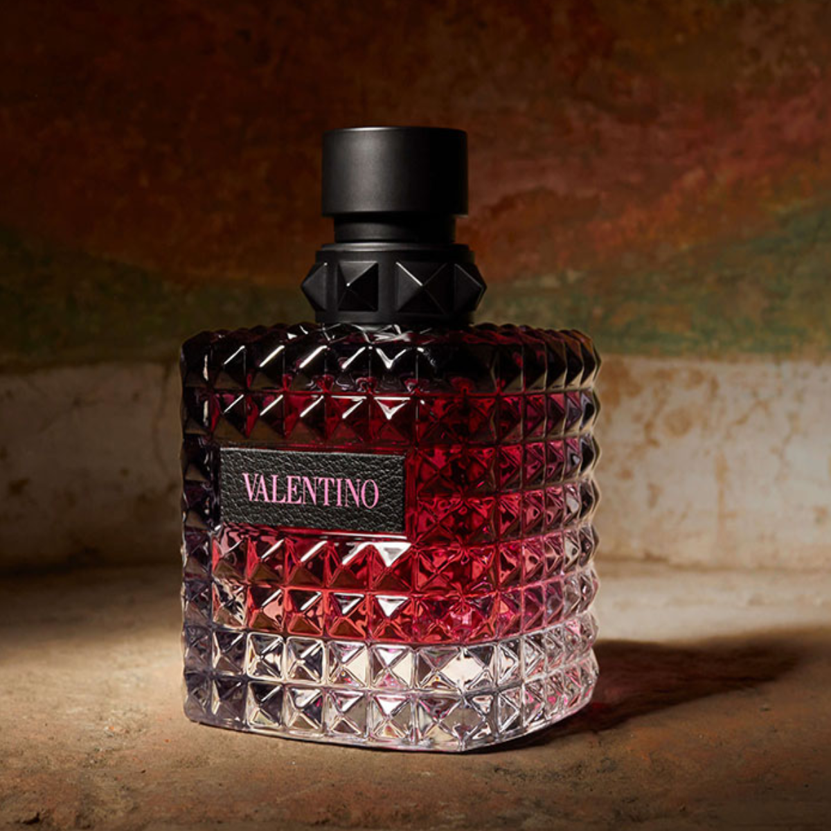 Valentino Donna Born in Roma Intense